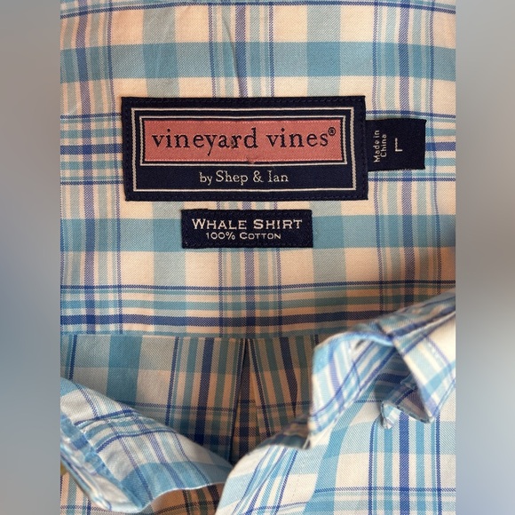 Vineyard Vines Light Blue and White Checkered Whale Shirt, Size: L. (6024) - Picture 6 of 9